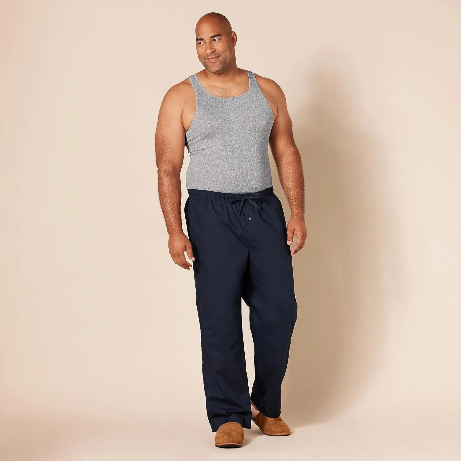 Amazon Essentials Men's Lightweight Tank Undershirts, Pack of 6