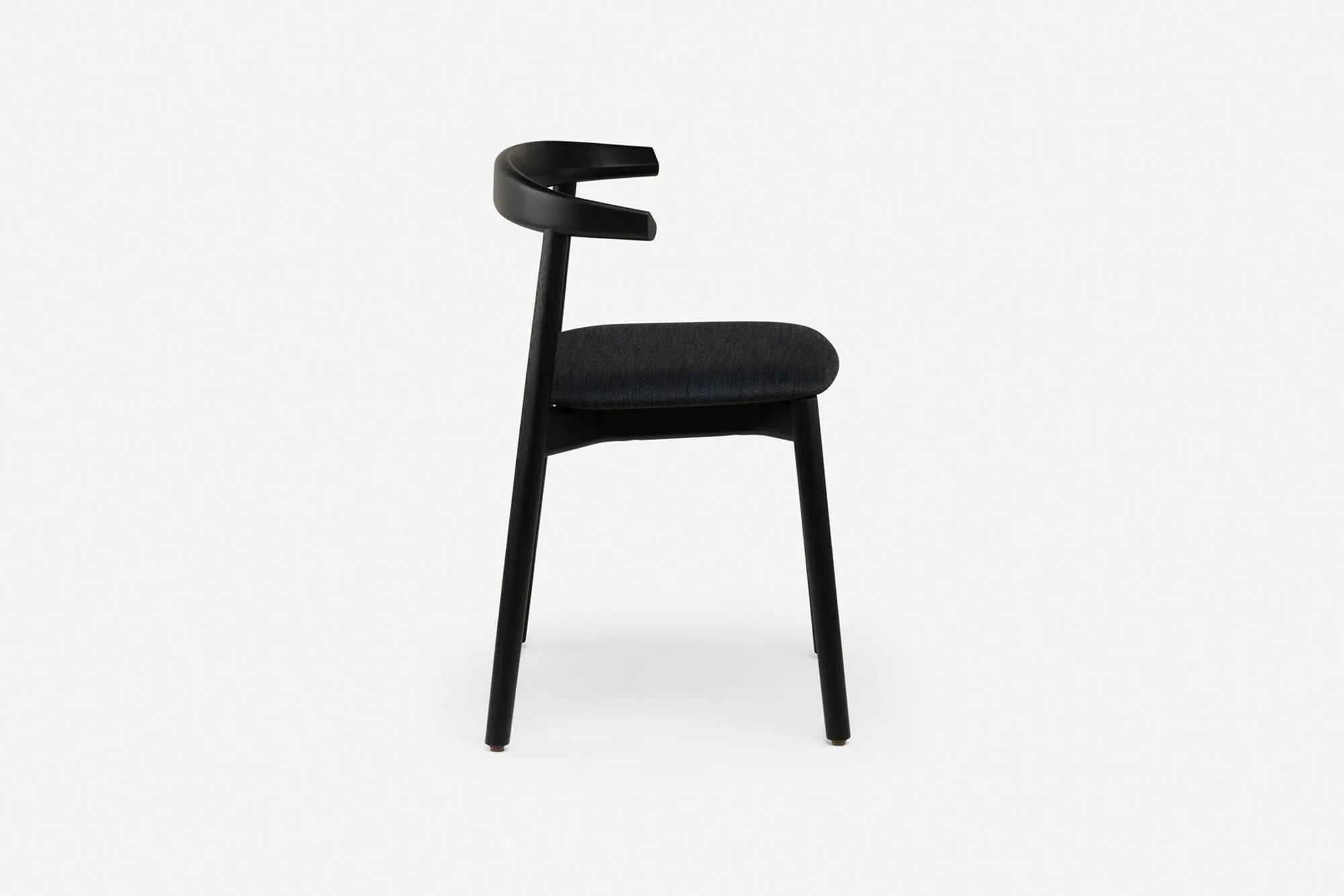 ANDO CHAIR UPHOLSTERED