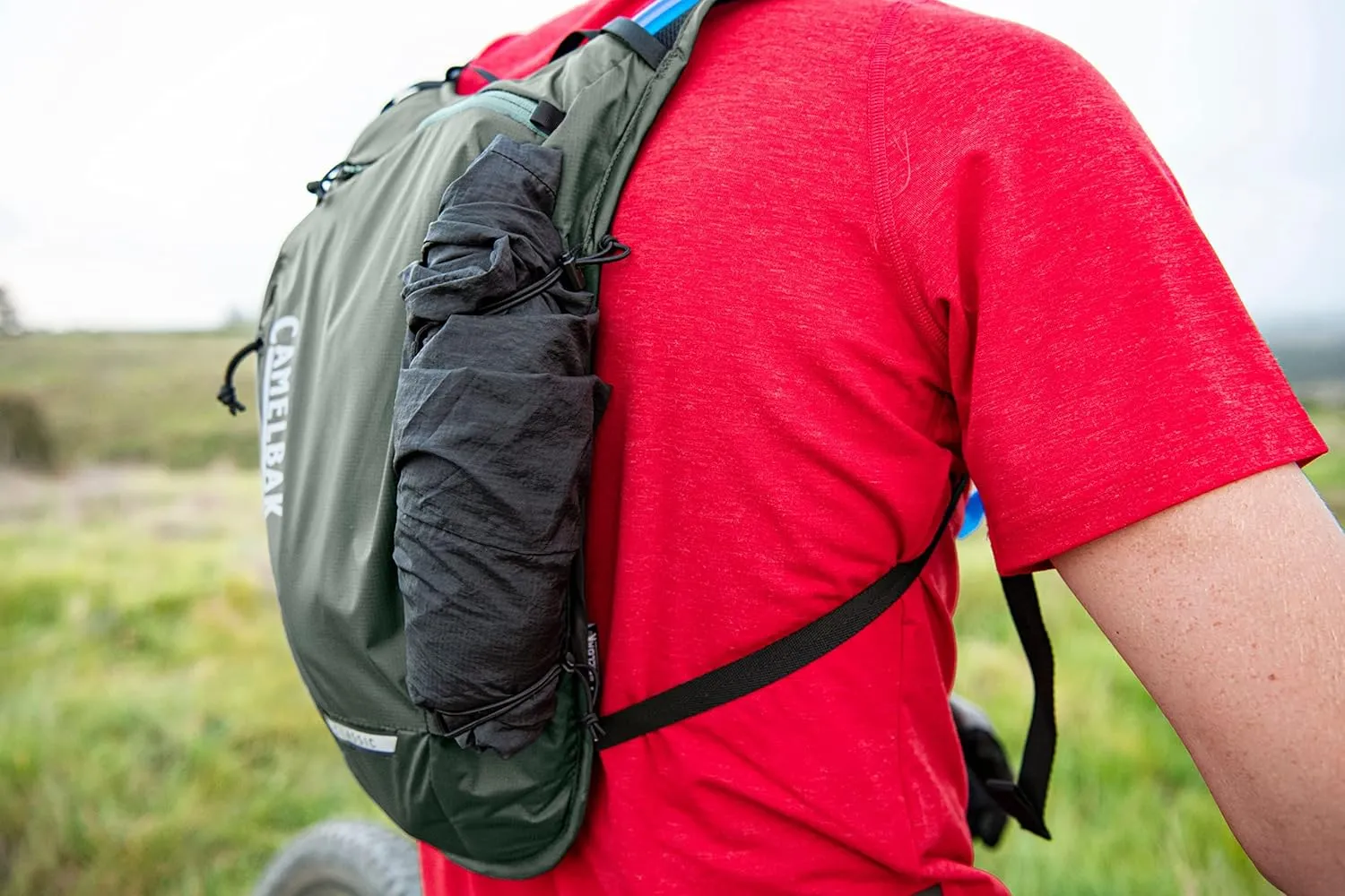 CamelBak Classic Light Bike Hydration Pack 70oz
