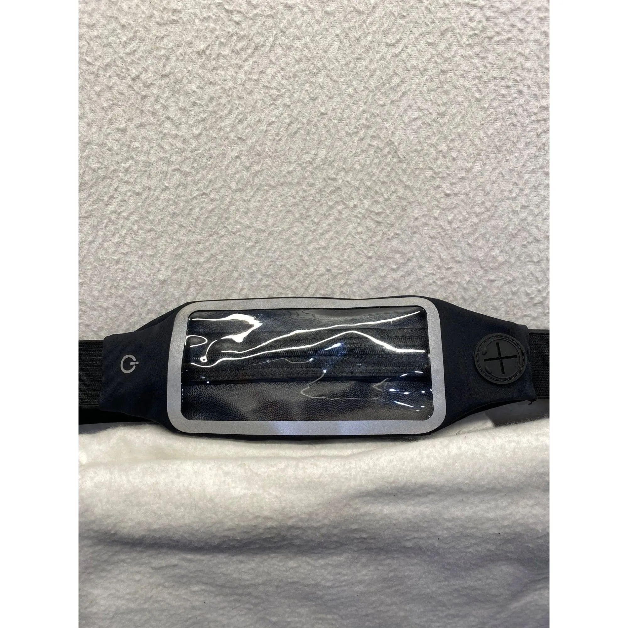 CTR Black Adjustable Running Waist Pack With Clear Phone Holder #5957