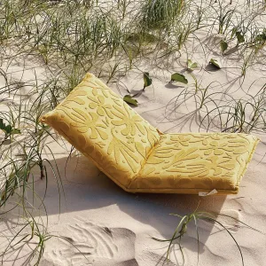 luxe folding seat - golden mustard