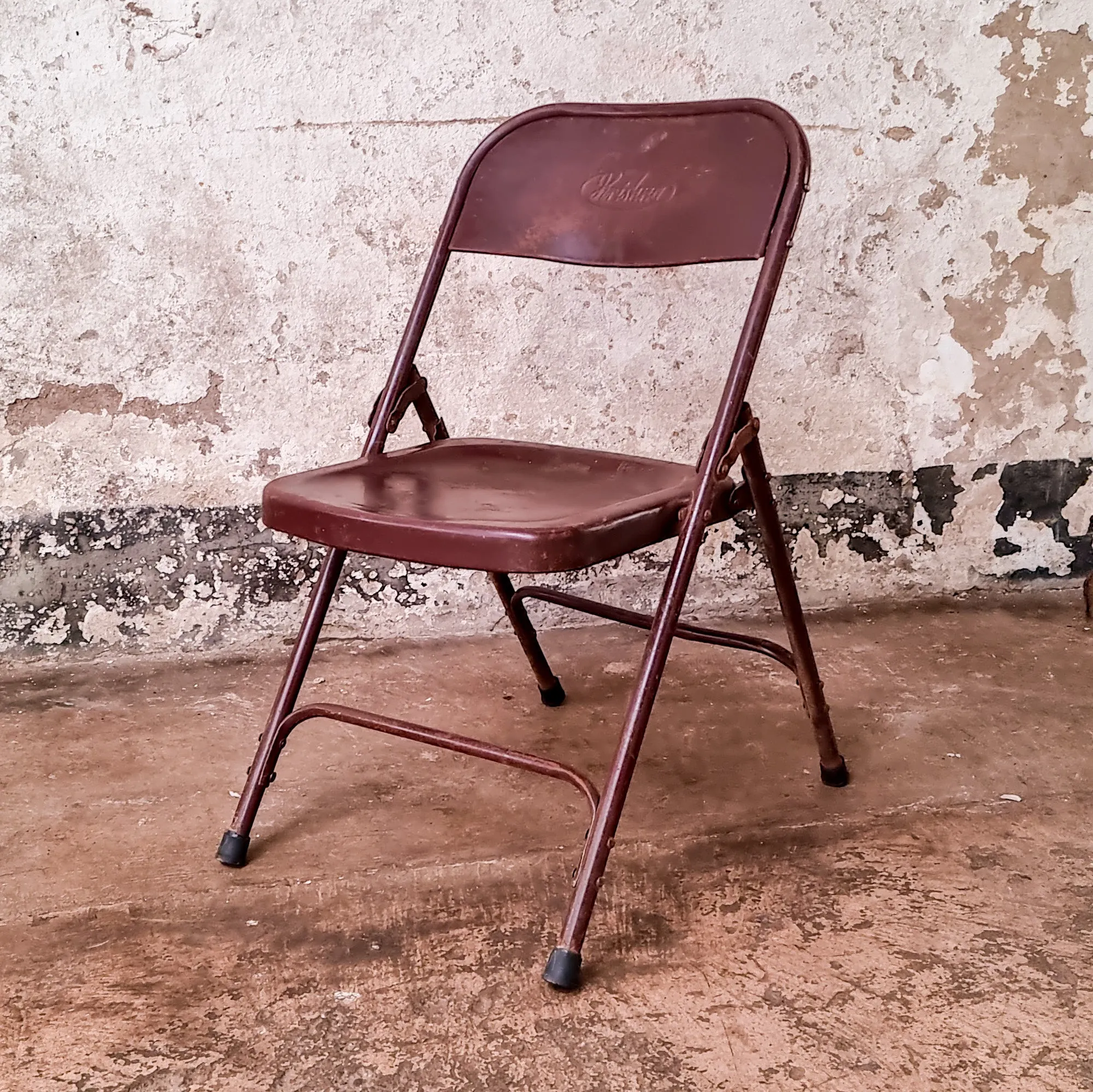 Metal Folding Chairs - Maroon