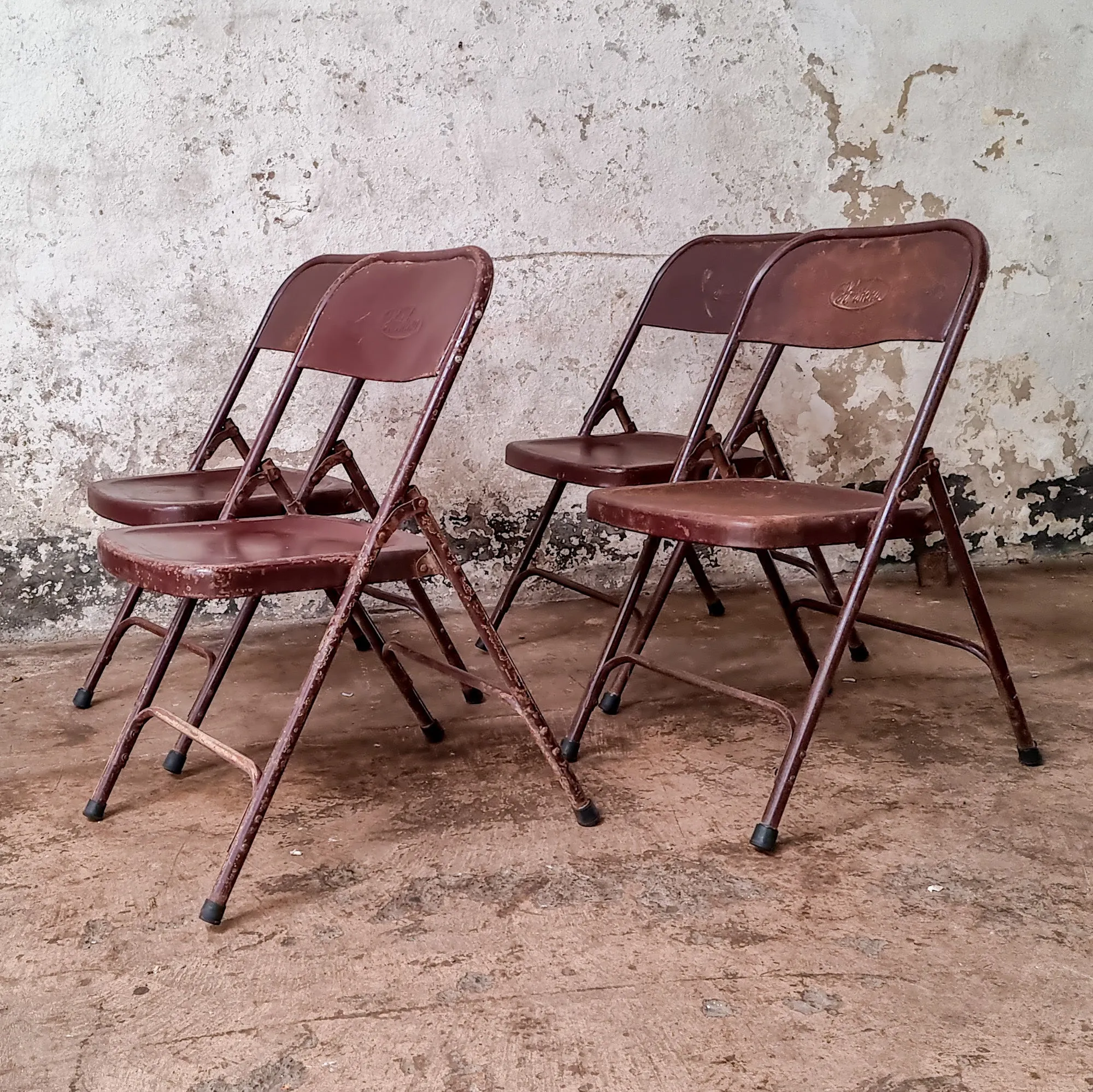 Metal Folding Chairs - Maroon