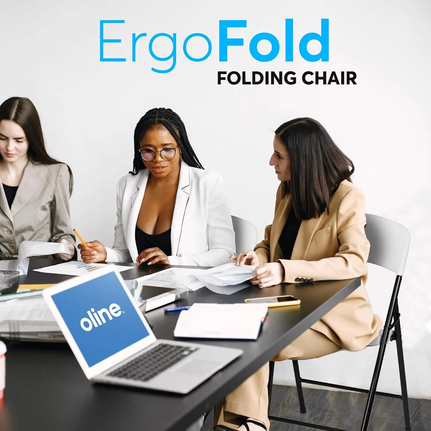 Oline Folding Chair, Indoor Outdoor Plastic Commercial Stackable Foldable Guest Chairs for Events Office Wedding Party Picnic Kitchen Dining, 350lb Capacity (White, 4 Pack)