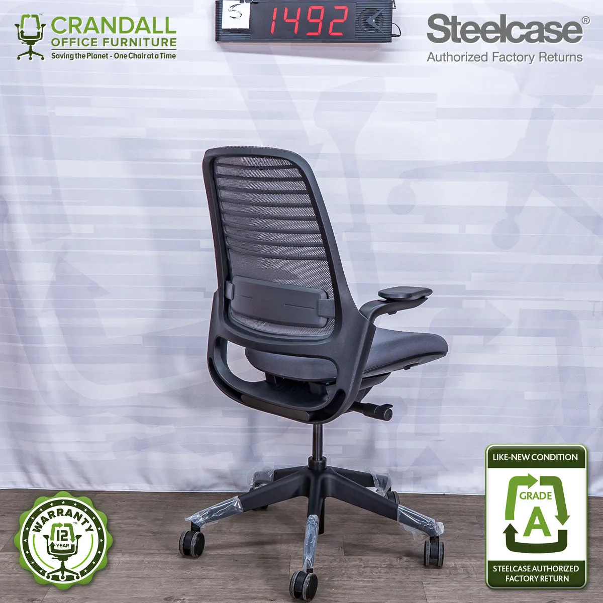 S-1492 - Steelcase Series 1  - Grade A
