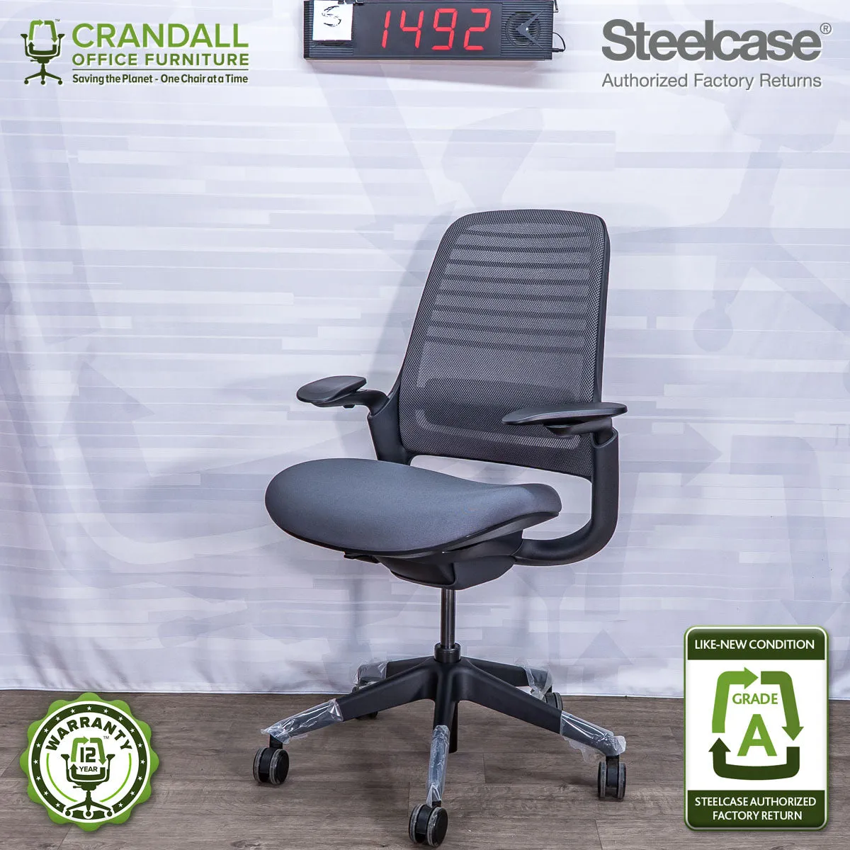 S-1492 - Steelcase Series 1  - Grade A