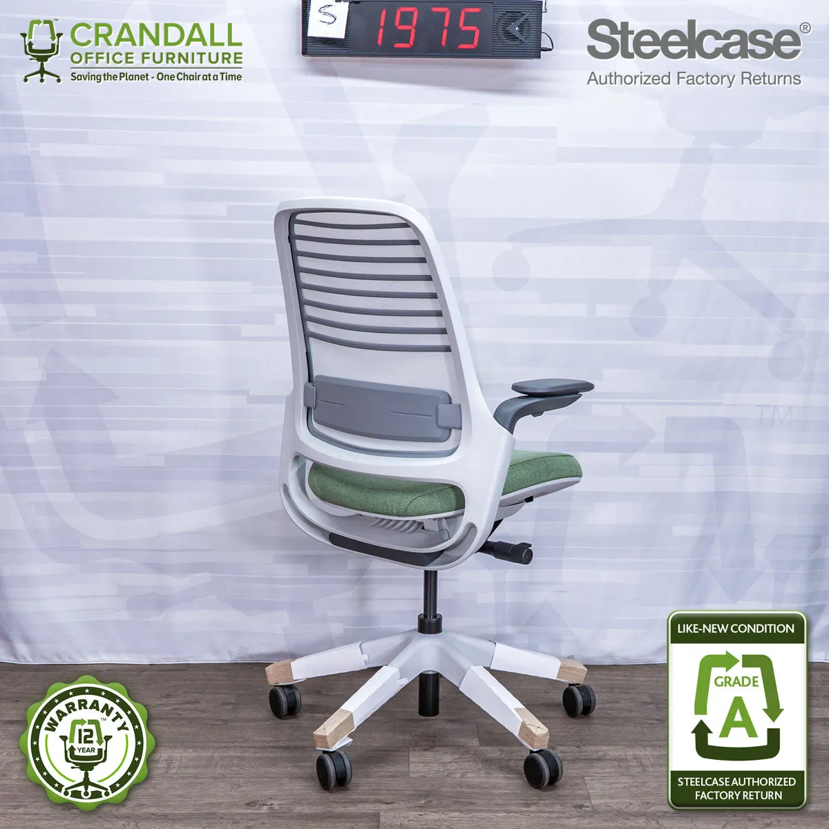 S-1975 - Steelcase Series 1 - Grade A