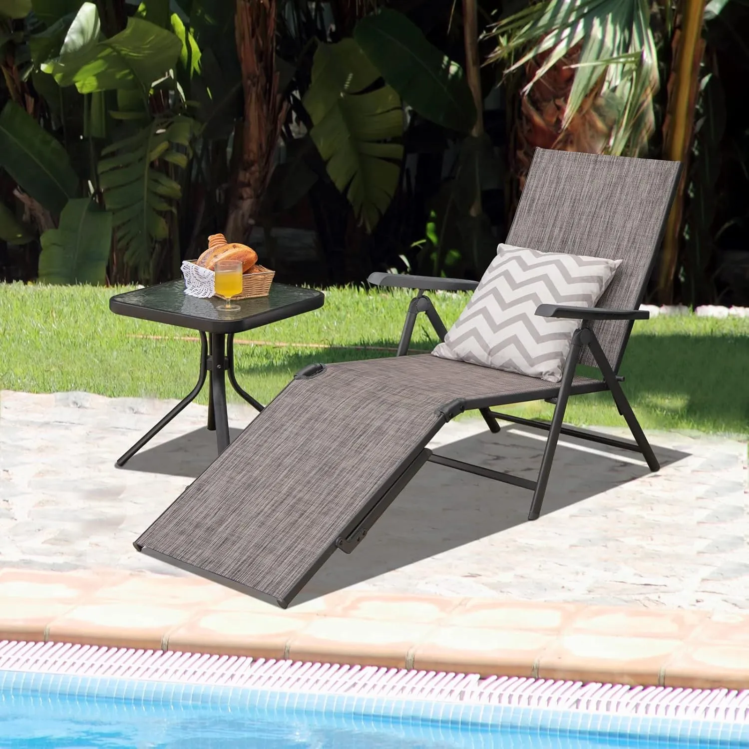 Tangkula Folding Lounge Chair Outdoor, Recliner Chaise Lounge with 5-Position Adjustable Backrest & 2-Position Footrest, No Assembly Required, Suitable for Patio Poolside Beach Yard (2, Grey)