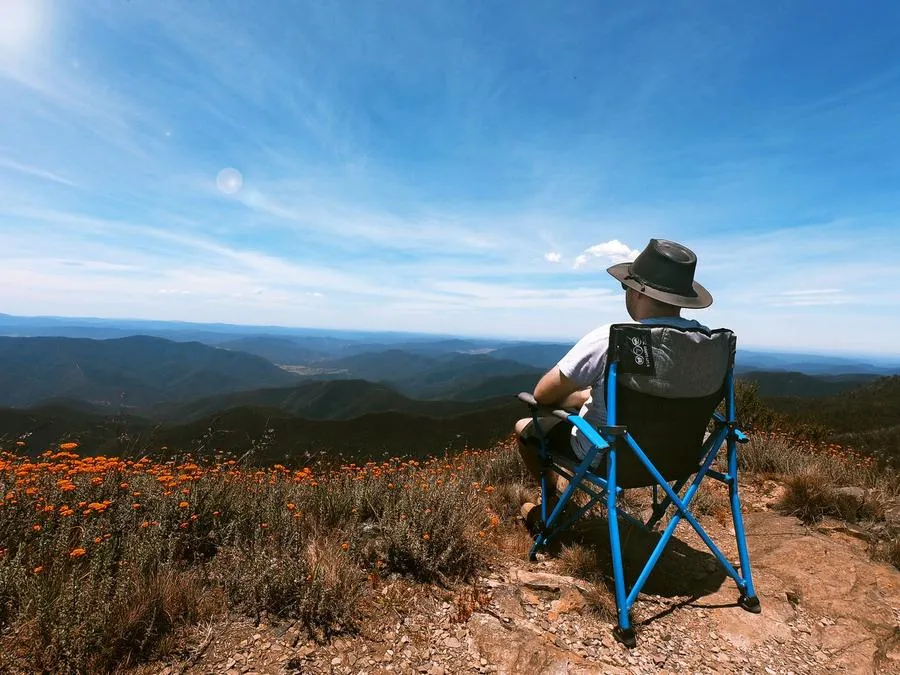 THE NAVIGATOR NOWHERE CHAIR ADULTS / KIDS