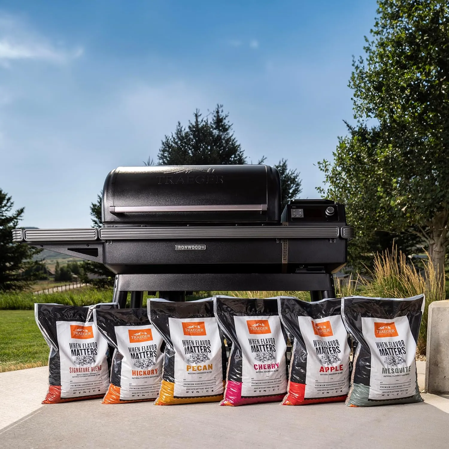 Traeger Grills Apple 100% All-Natural Wood Pellets for Smokers and Pellet Grills, BBQ, Bake, Roast, 18 lb. Bag