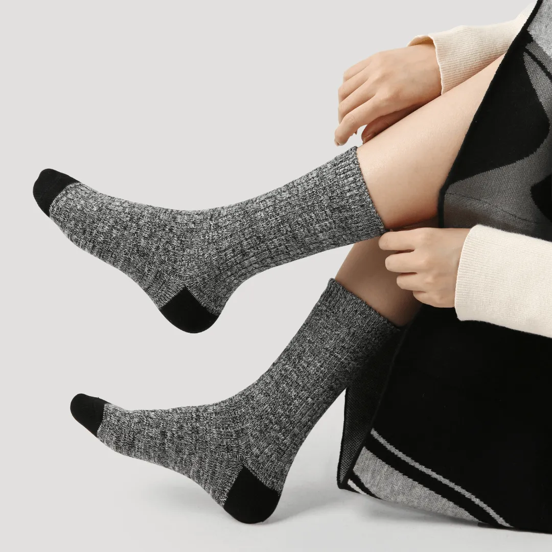Women's Textured Lightweight Crew Socks - Gray with Black